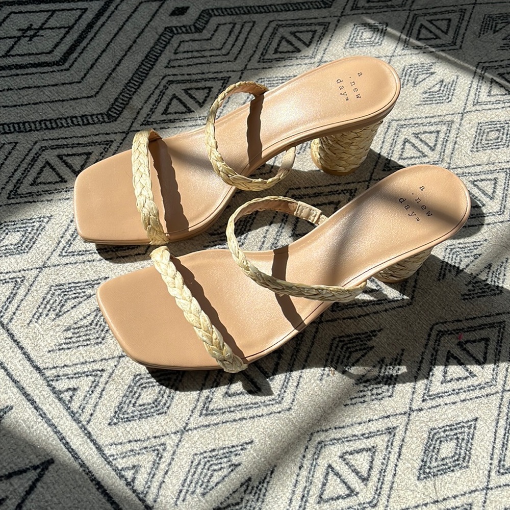 Braided chunky heels